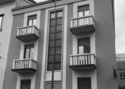 Recupero e restauro di facciata di edificio condominiale residenziale a Milano